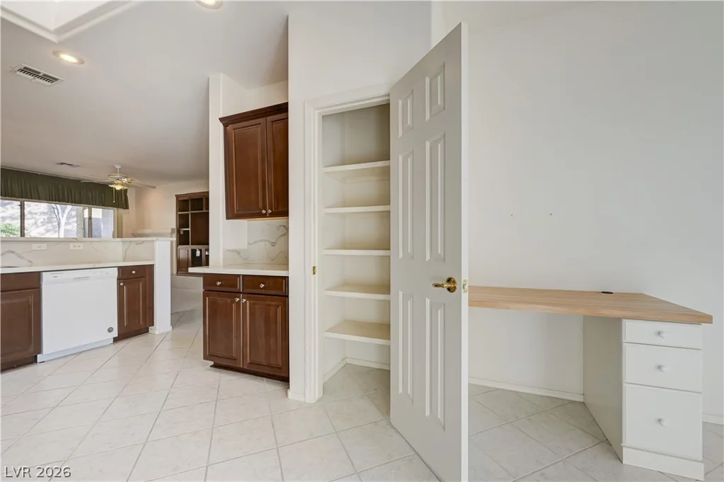 2613 Langford, Henderson, NV 89052