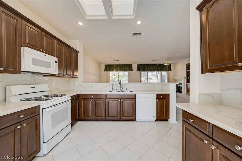 2613 Langford, Henderson, NV 89052