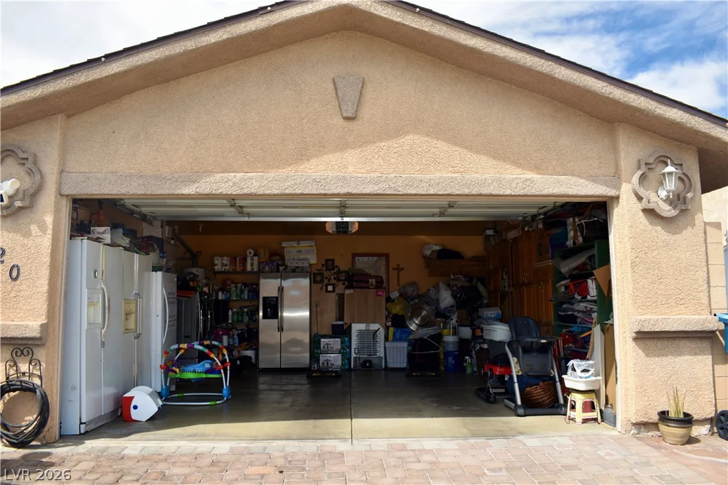 5820 La Jolla, Las Vegas, NV 89108