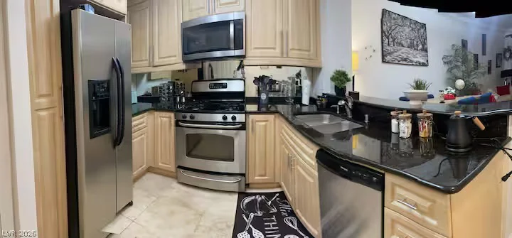 210 Flamingo, Las Vegas, NV 89169