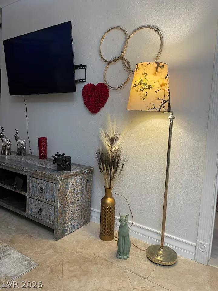 210 Flamingo, Las Vegas, NV 89169