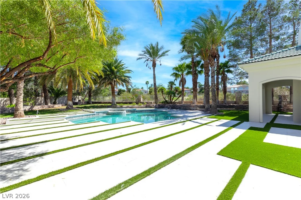 104 Augusta, Henderson, NV 89074
