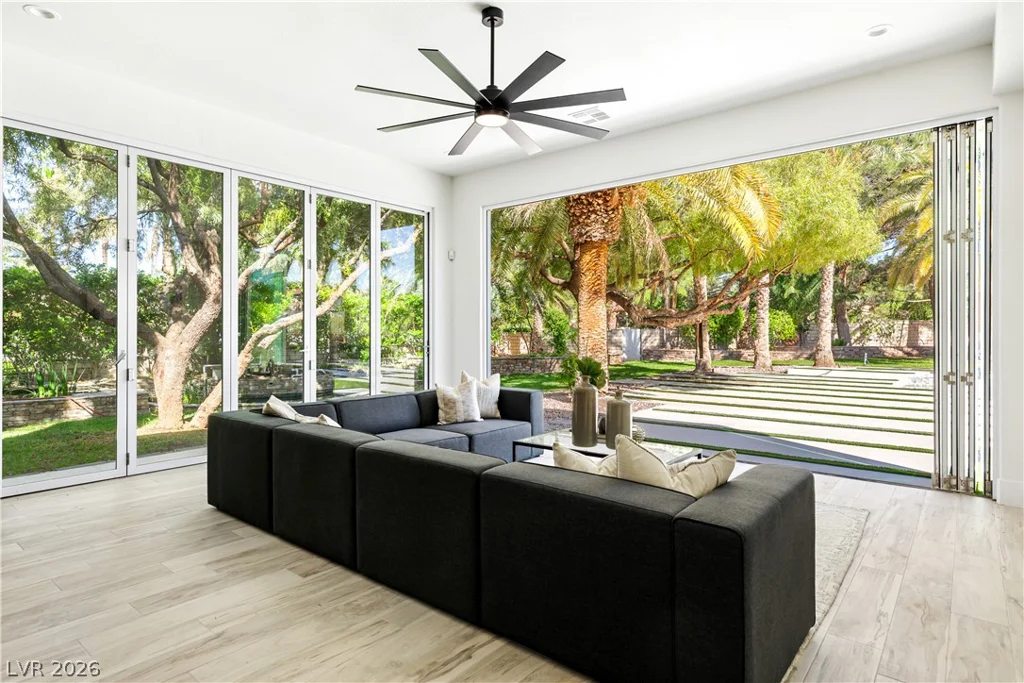 104 Augusta, Henderson, NV 89074