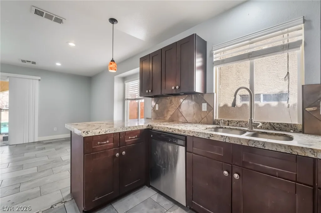 7527 Jacaranda Leaf, Las Vegas, NV 89139