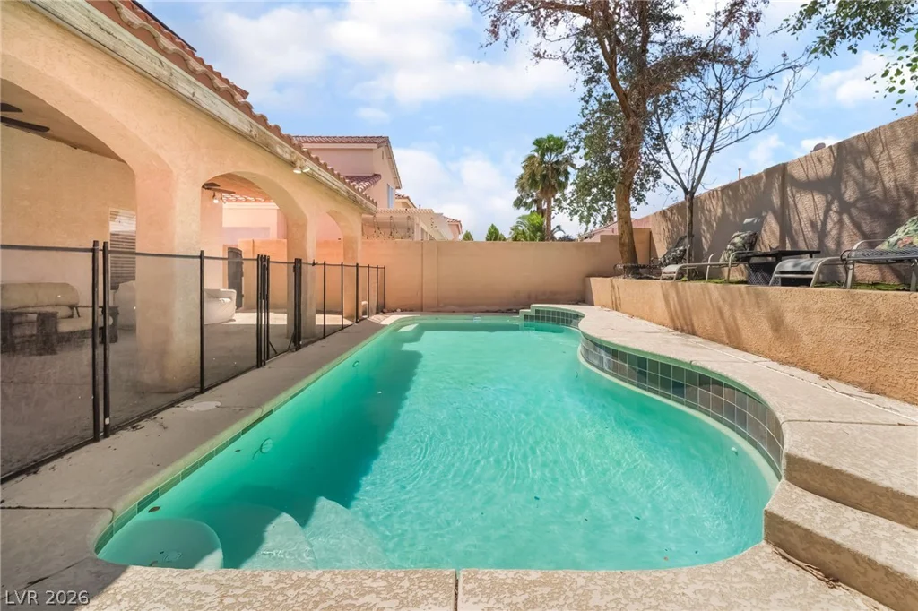 7527 Jacaranda Leaf, Las Vegas, NV 89139