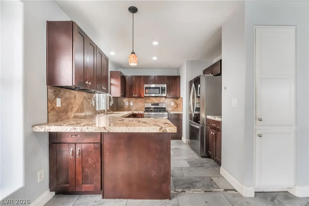 7527 Jacaranda Leaf, Las Vegas, NV 89139