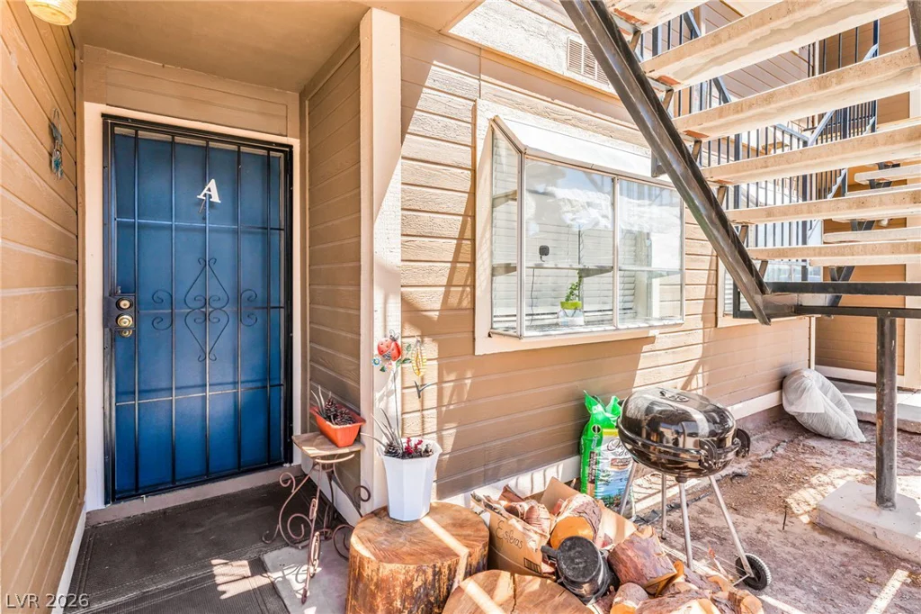 4708 Krissylouise, Las Vegas, NV 89121