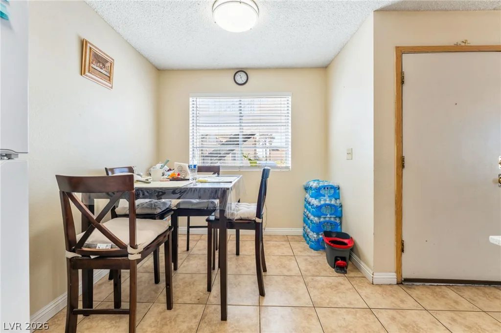 4708 Krissylouise, Las Vegas, NV 89121