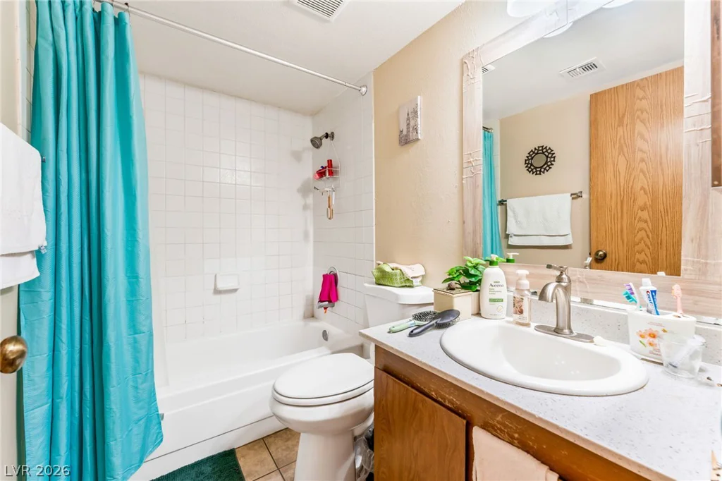 4708 Krissylouise, Las Vegas, NV 89121