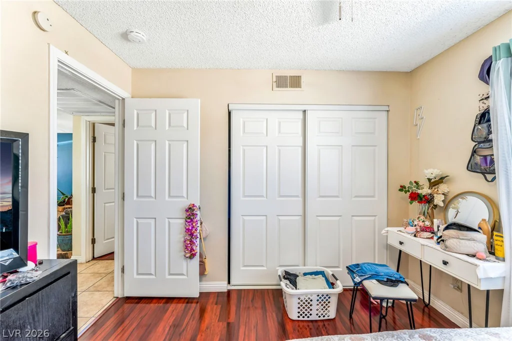 4708 Krissylouise, Las Vegas, NV 89121