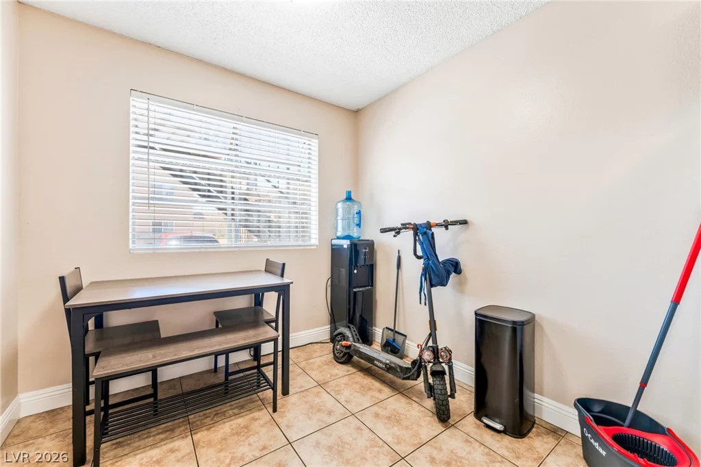 4708 Krissylouise, Las Vegas, NV 89121