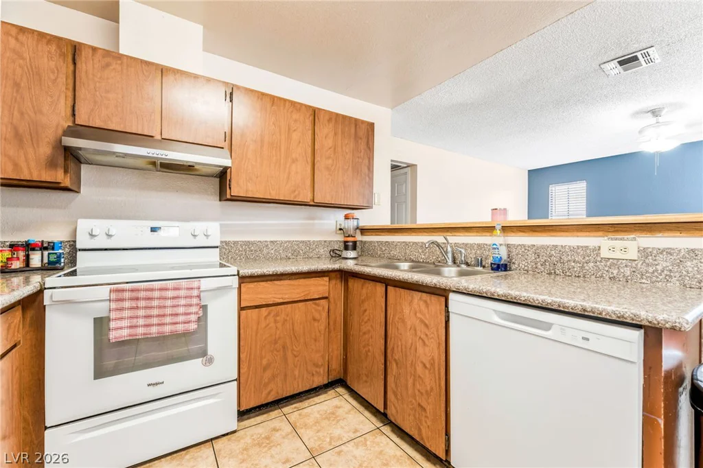 4708 Krissylouise, Las Vegas, NV 89121