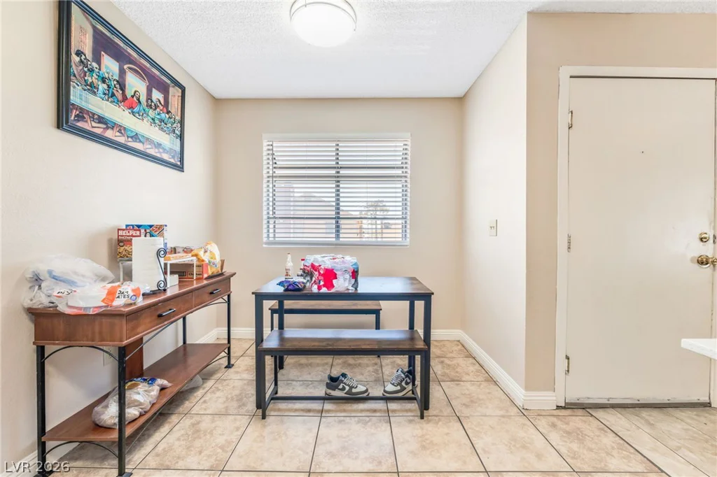 4708 Krissylouise, Las Vegas, NV 89121