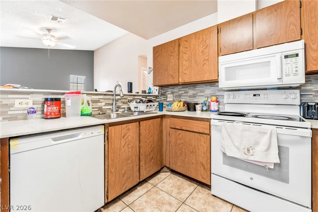 4708 Krissylouise, Las Vegas, NV 89121