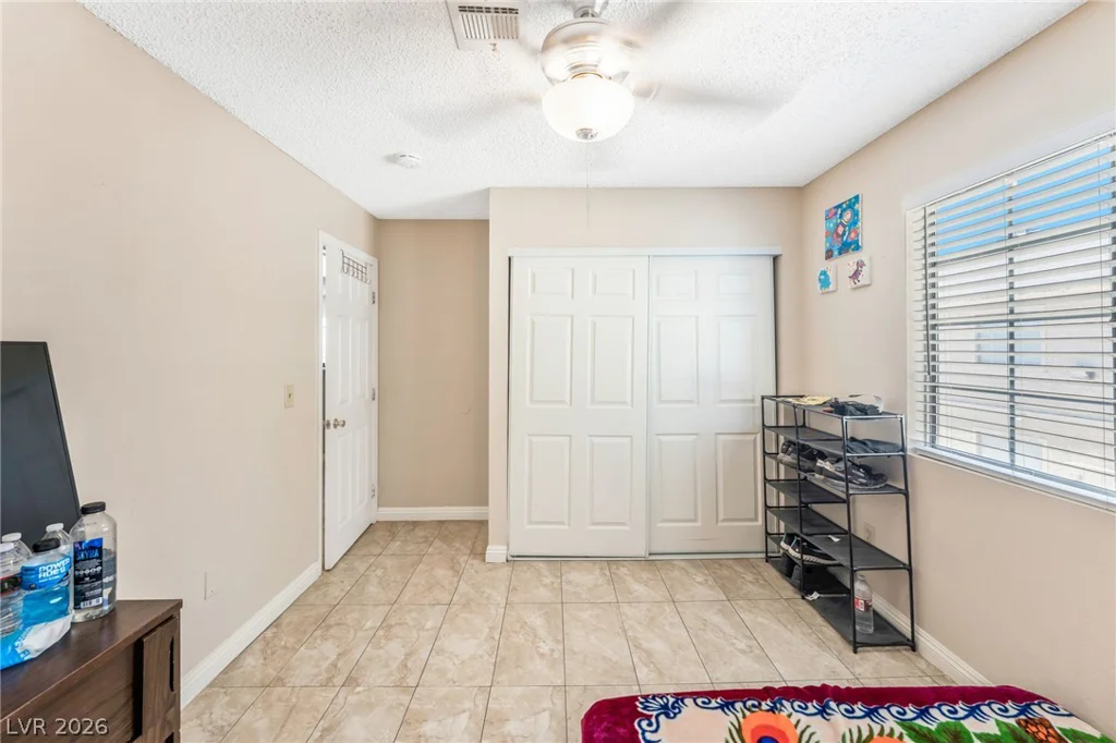 4708 Krissylouise, Las Vegas, NV 89121