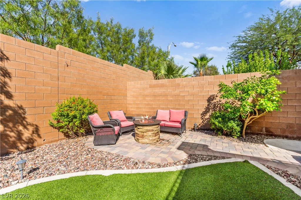 2808 Shadows Edge, Henderson, NV 89052