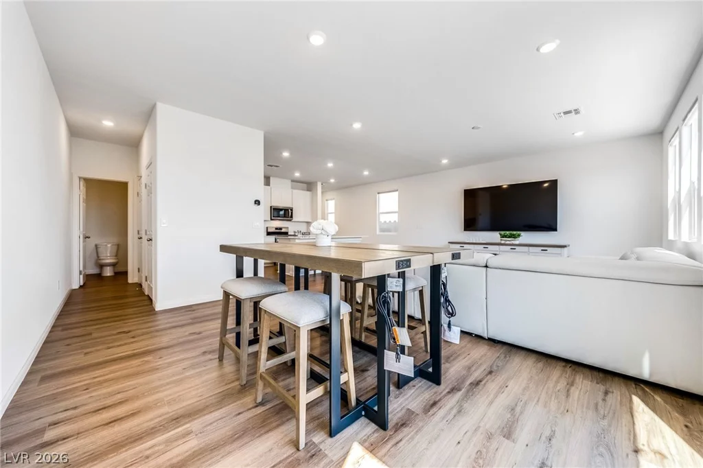 6604 Tumoulin, Las Vegas, NV 89148