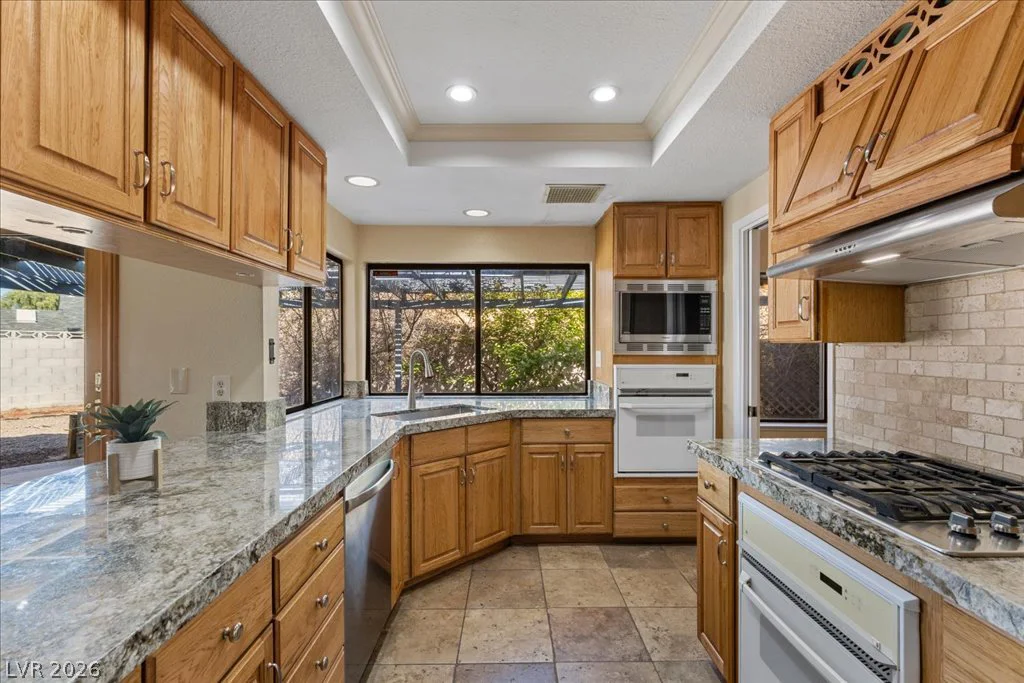 2729 McFall, Las Vegas, NV 89121