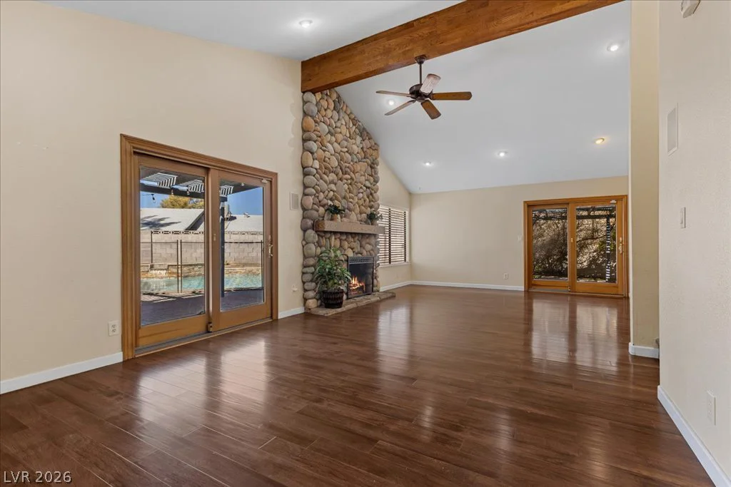 2729 McFall, Las Vegas, NV 89121