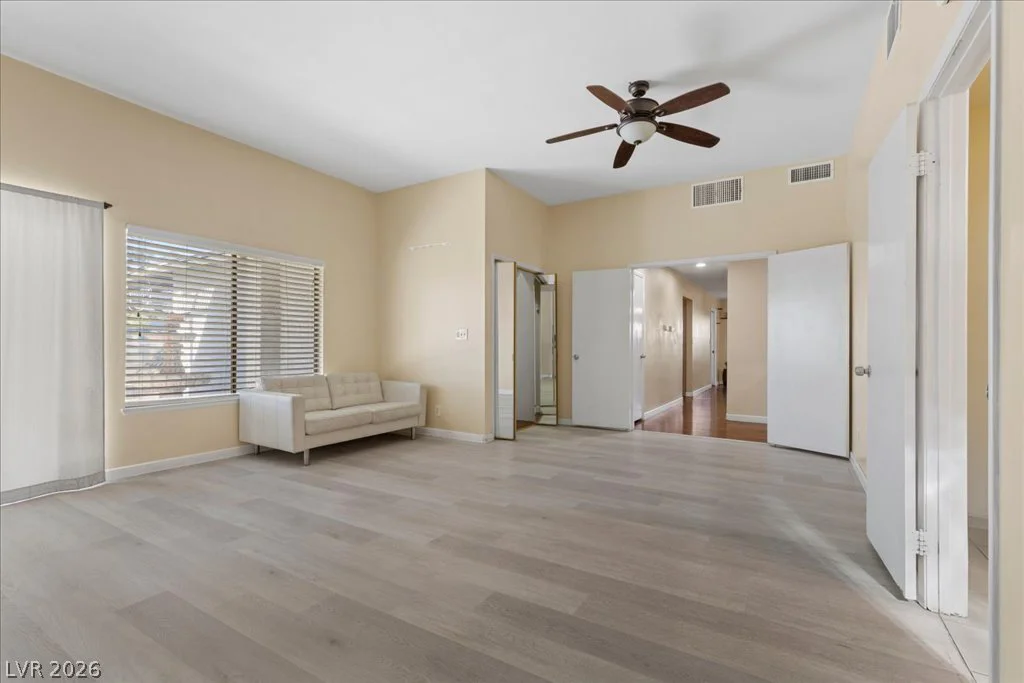 2729 McFall, Las Vegas, NV 89121