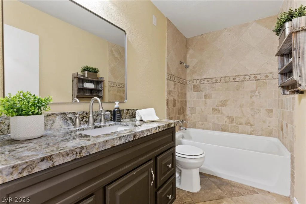 2729 McFall, Las Vegas, NV 89121