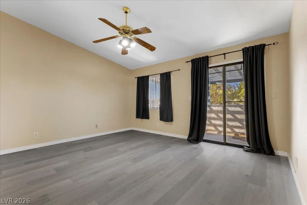 2729 McFall, Las Vegas, NV 89121