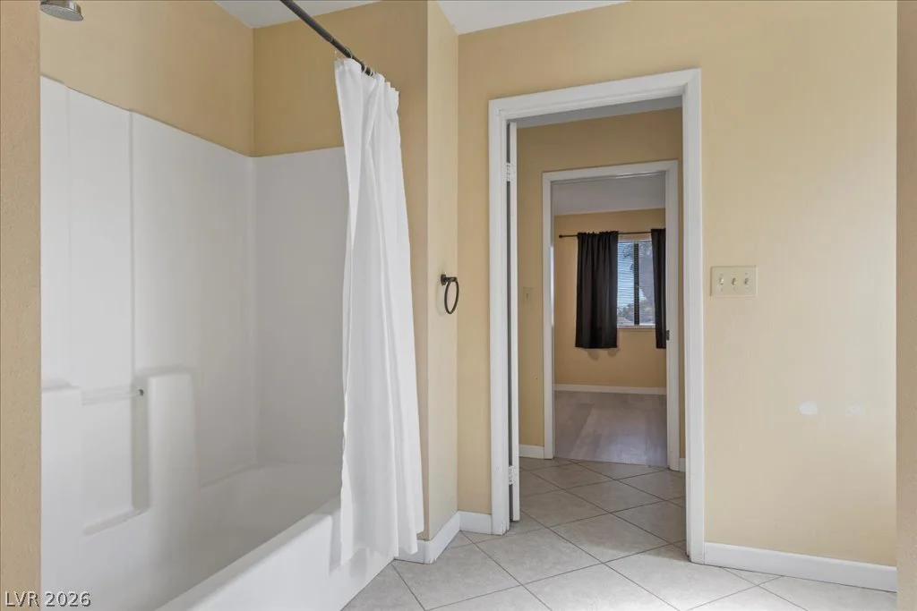 2729 McFall, Las Vegas, NV 89121