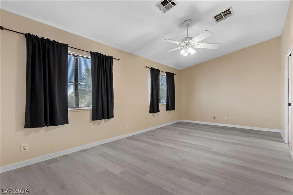 2729 McFall, Las Vegas, NV 89121