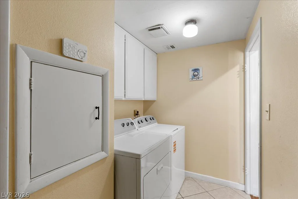 2729 McFall, Las Vegas, NV 89121