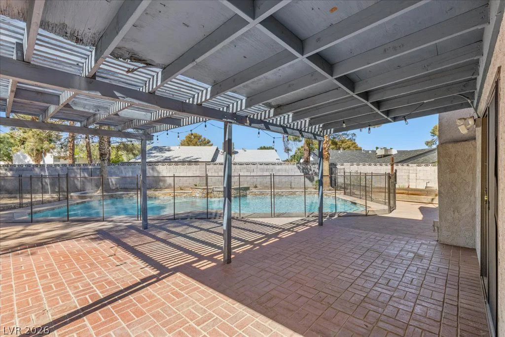 2729 McFall, Las Vegas, NV 89121