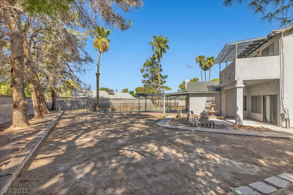 2729 McFall, Las Vegas, NV 89121