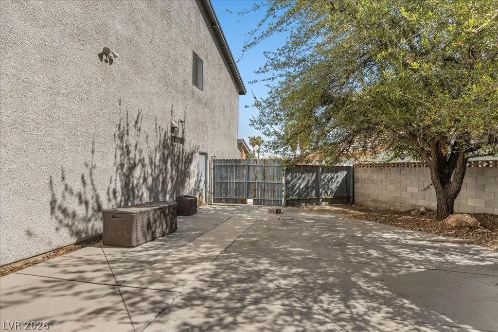 2729 McFall, Las Vegas, NV 89121