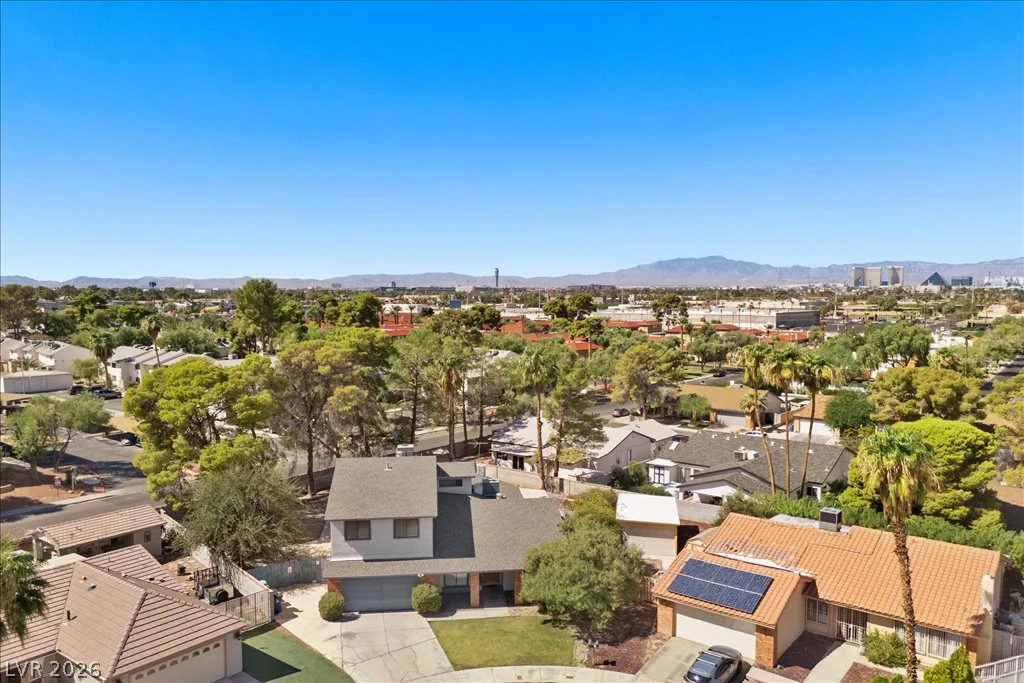2729 McFall, Las Vegas, NV 89121