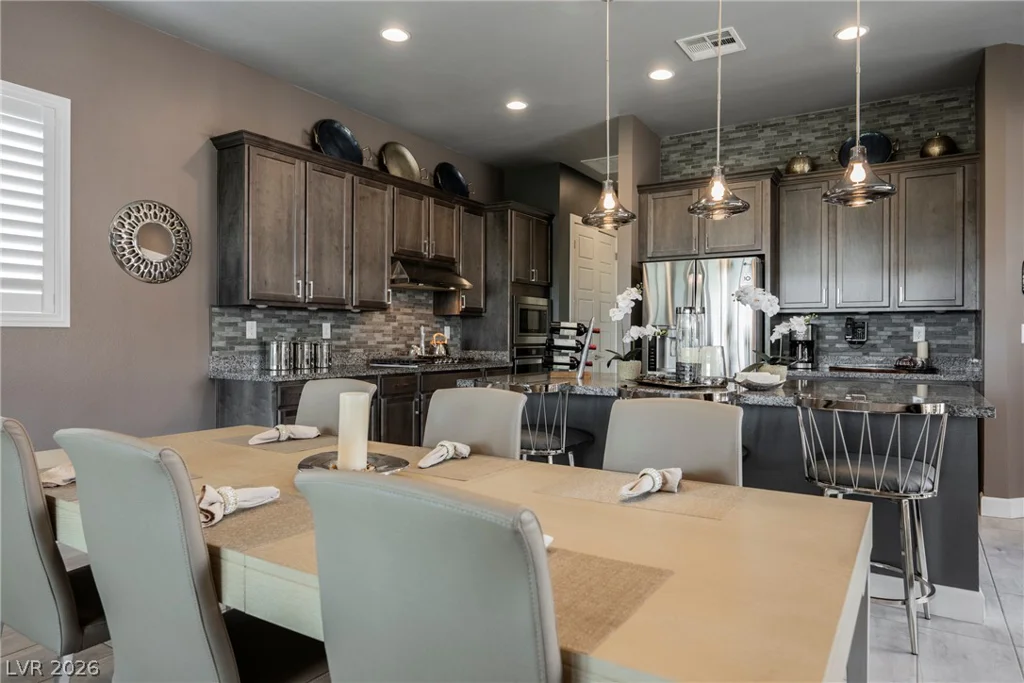 8947 Golden Crow, Las Vegas, NV 89148