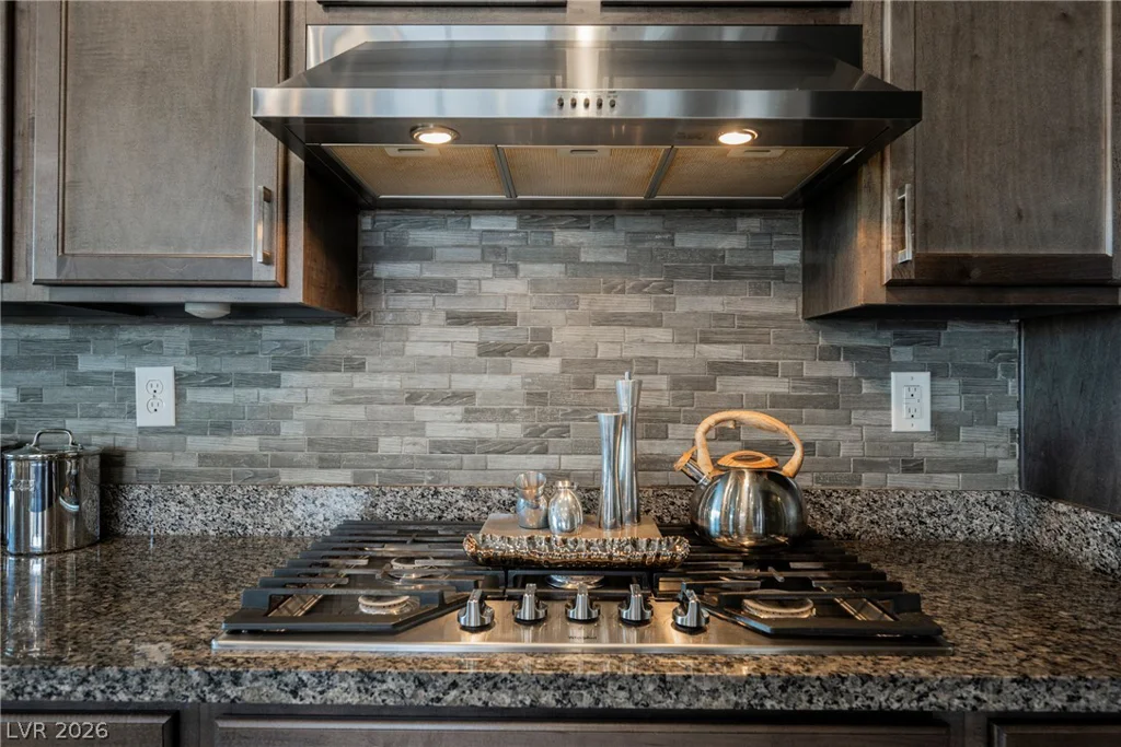 8947 Golden Crow, Las Vegas, NV 89148