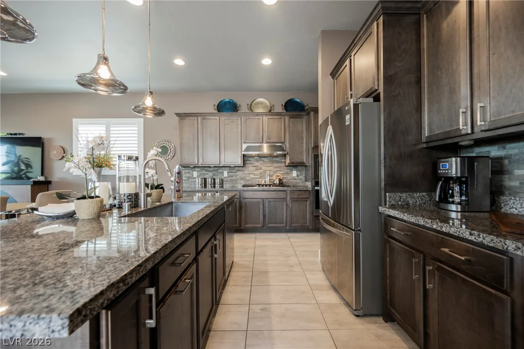8947 Golden Crow, Las Vegas, NV 89148