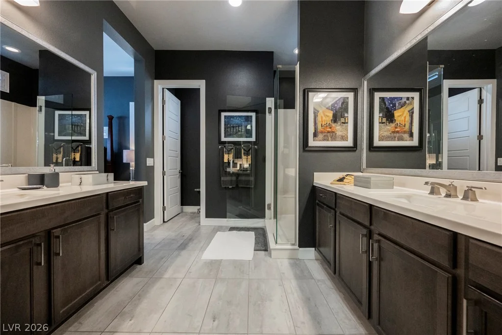 8947 Golden Crow, Las Vegas, NV 89148