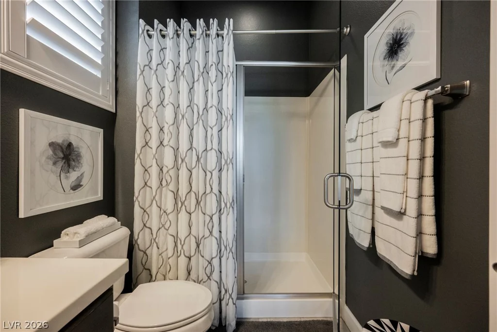 8947 Golden Crow, Las Vegas, NV 89148