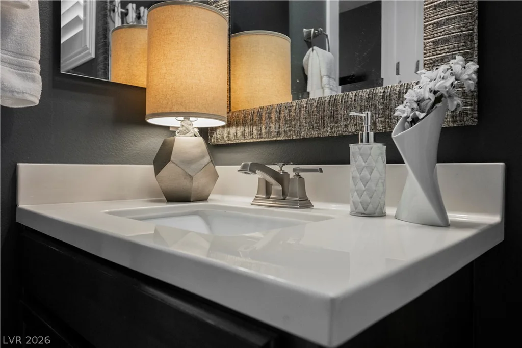 8947 Golden Crow, Las Vegas, NV 89148