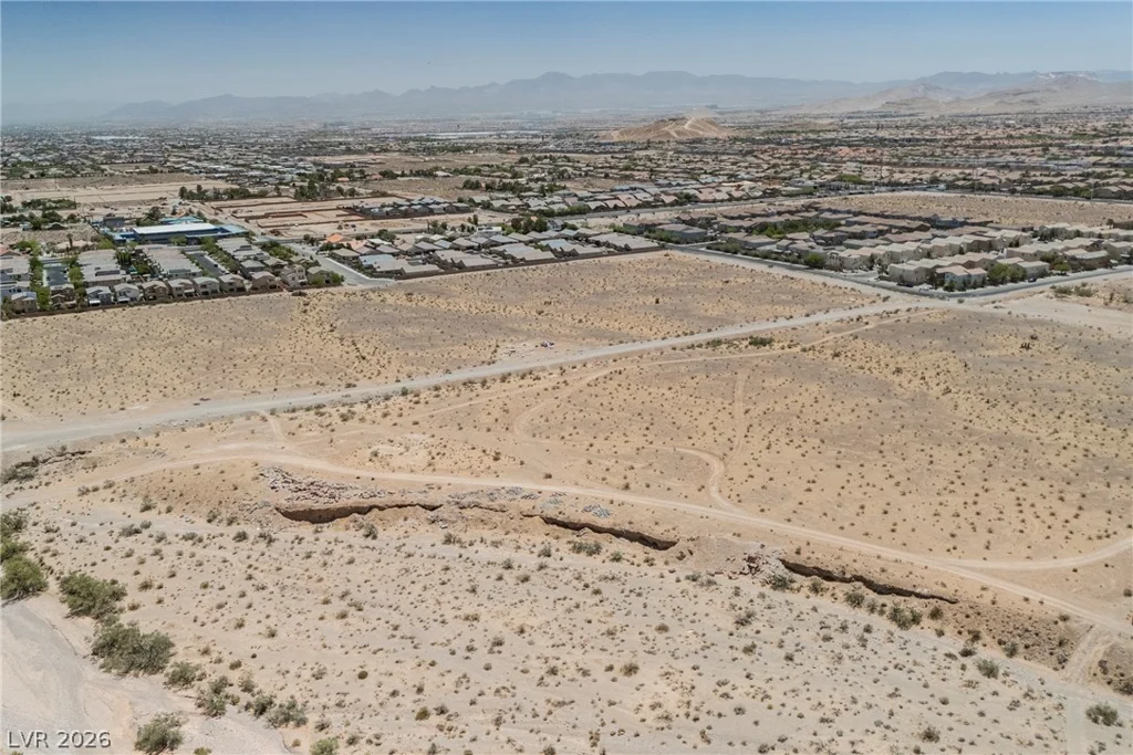 8947 Golden Crow, Las Vegas, NV 89148