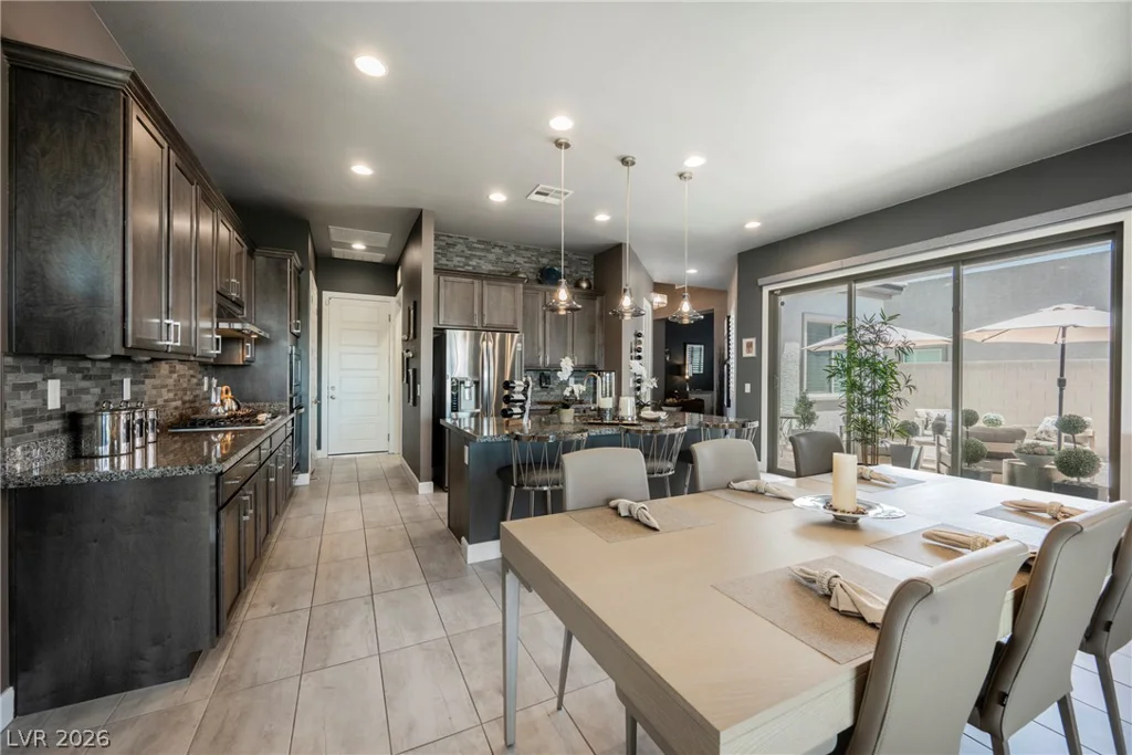 8947 Golden Crow, Las Vegas, NV 89148
