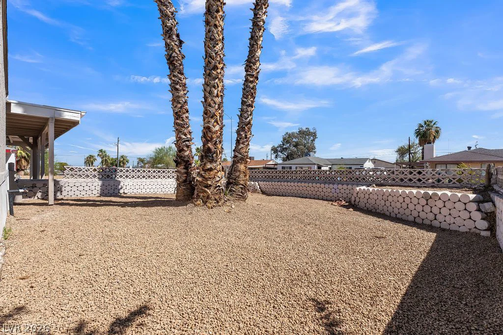 472 National, Henderson, NV 89015