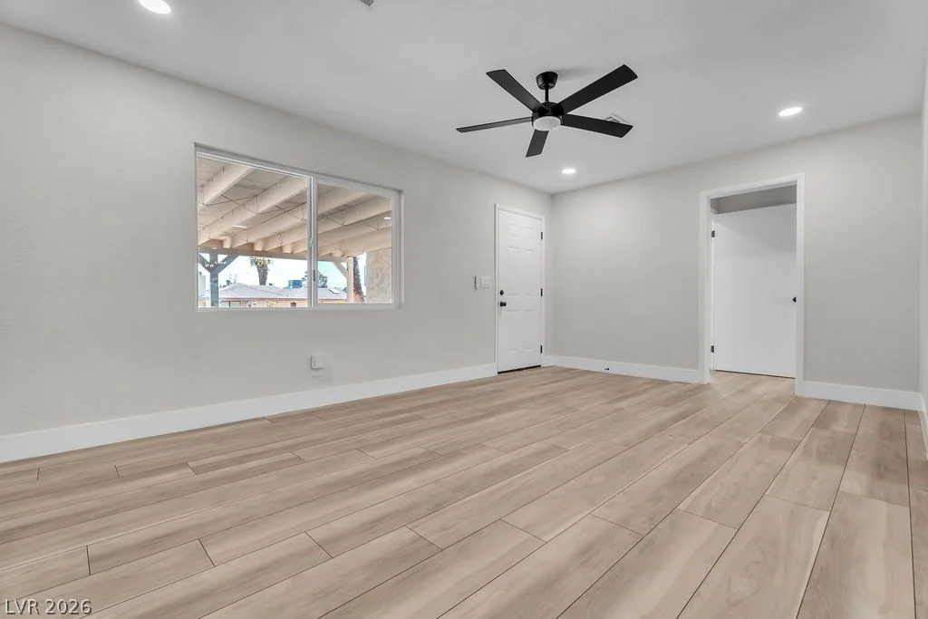 472 National, Henderson, NV 89015
