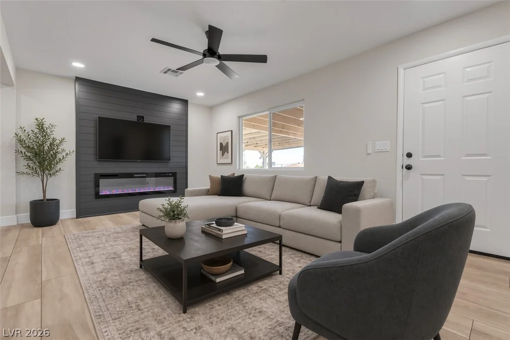 472 National, Henderson, NV 89015