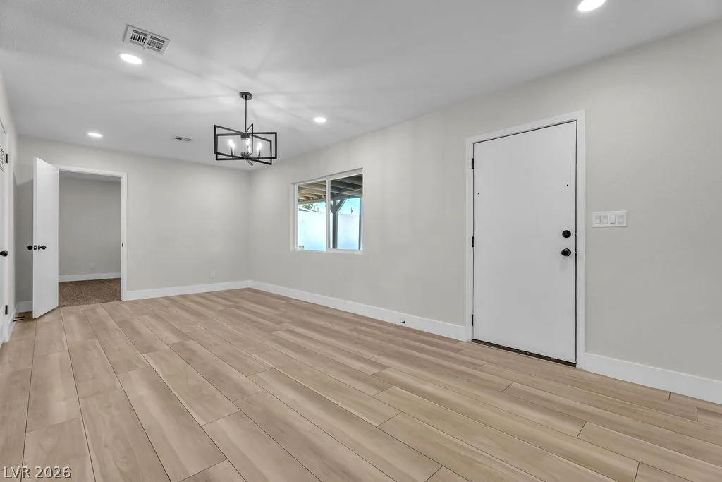 472 National, Henderson, NV 89015