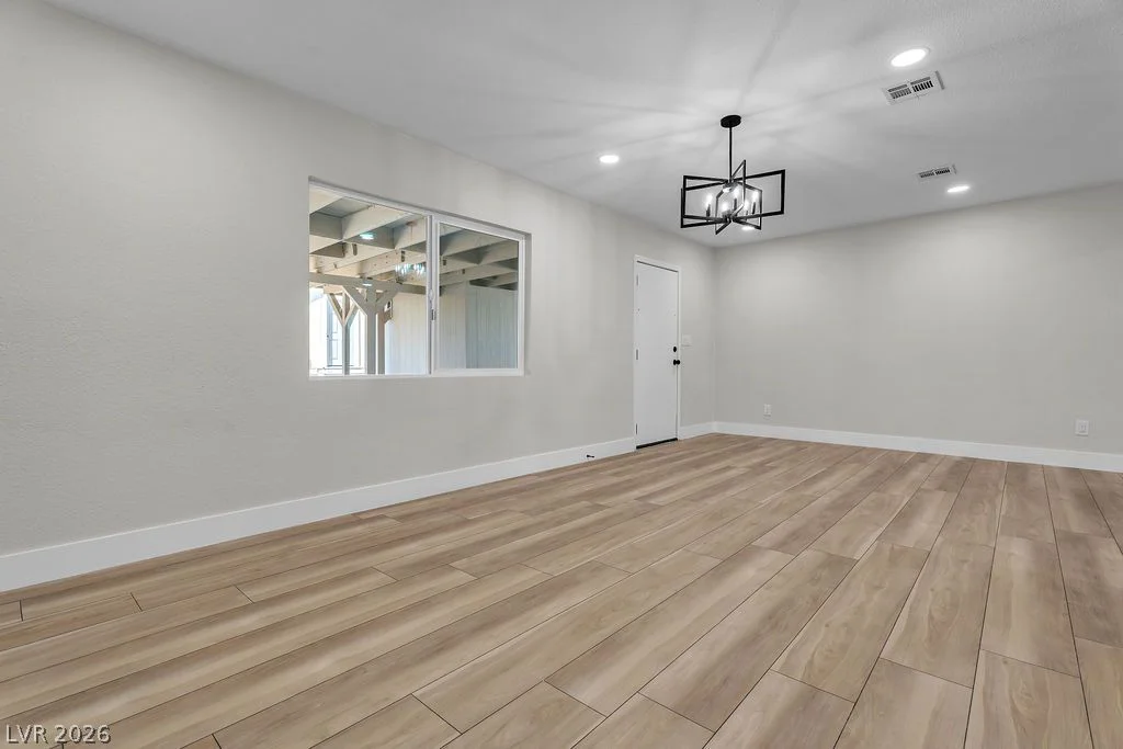 472 National, Henderson, NV 89015