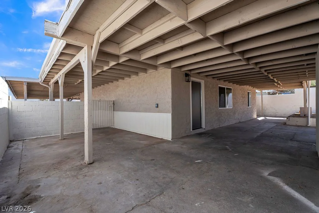 472 National, Henderson, NV 89015