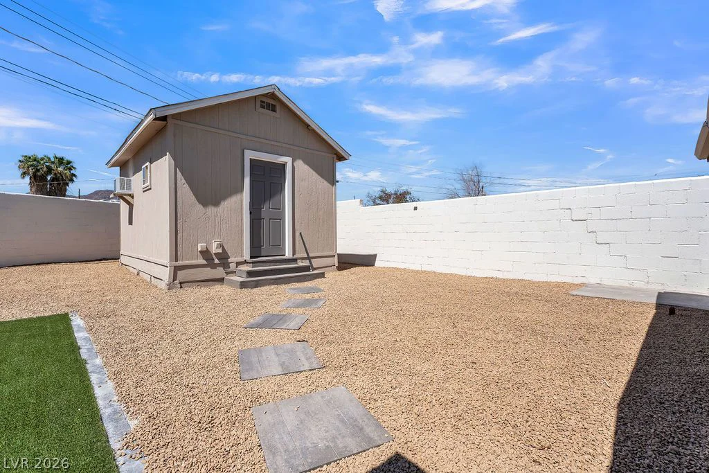 472 National, Henderson, NV 89015