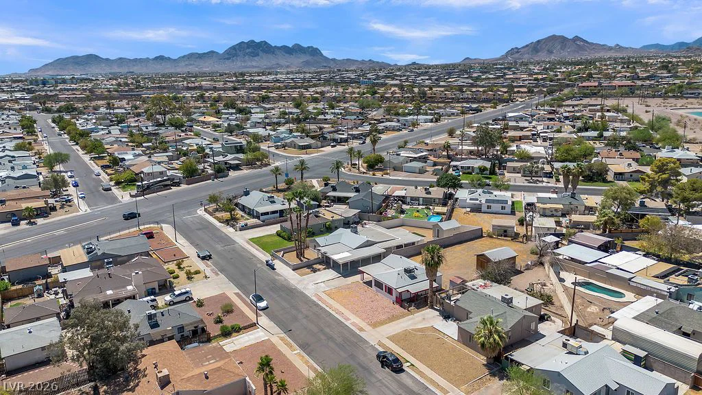 472 National, Henderson, NV 89015