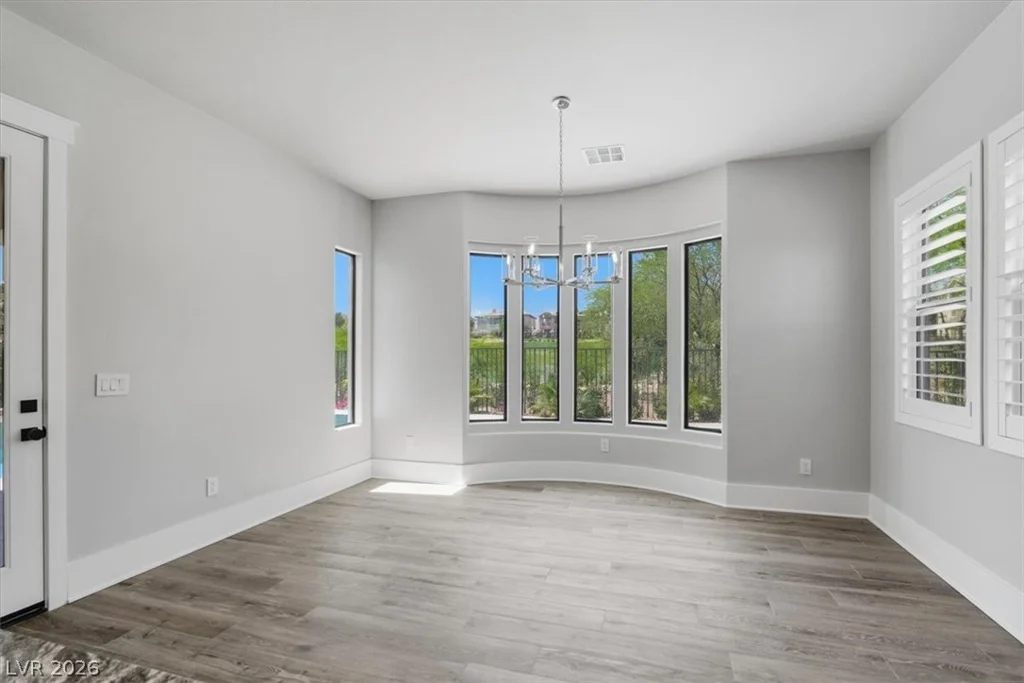 1939 Orchard Mist, Las Vegas, NV 89135